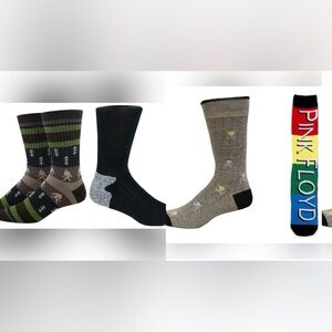 EUC/NWOT- Lot of 4 Pair Men’s Novelty Socks